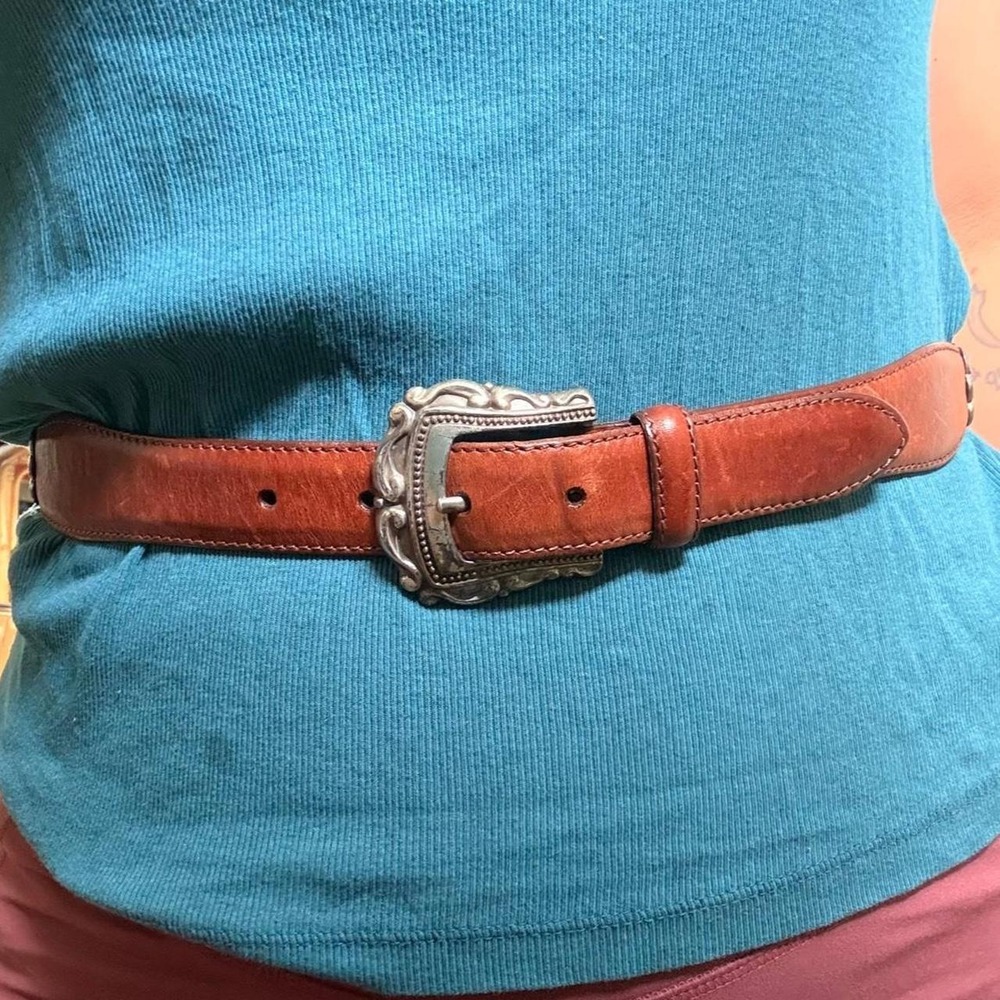 Vintage Fossil 1997 Brown Leather Belt Womens Size M (28-31) Metal Swirls Buckle
